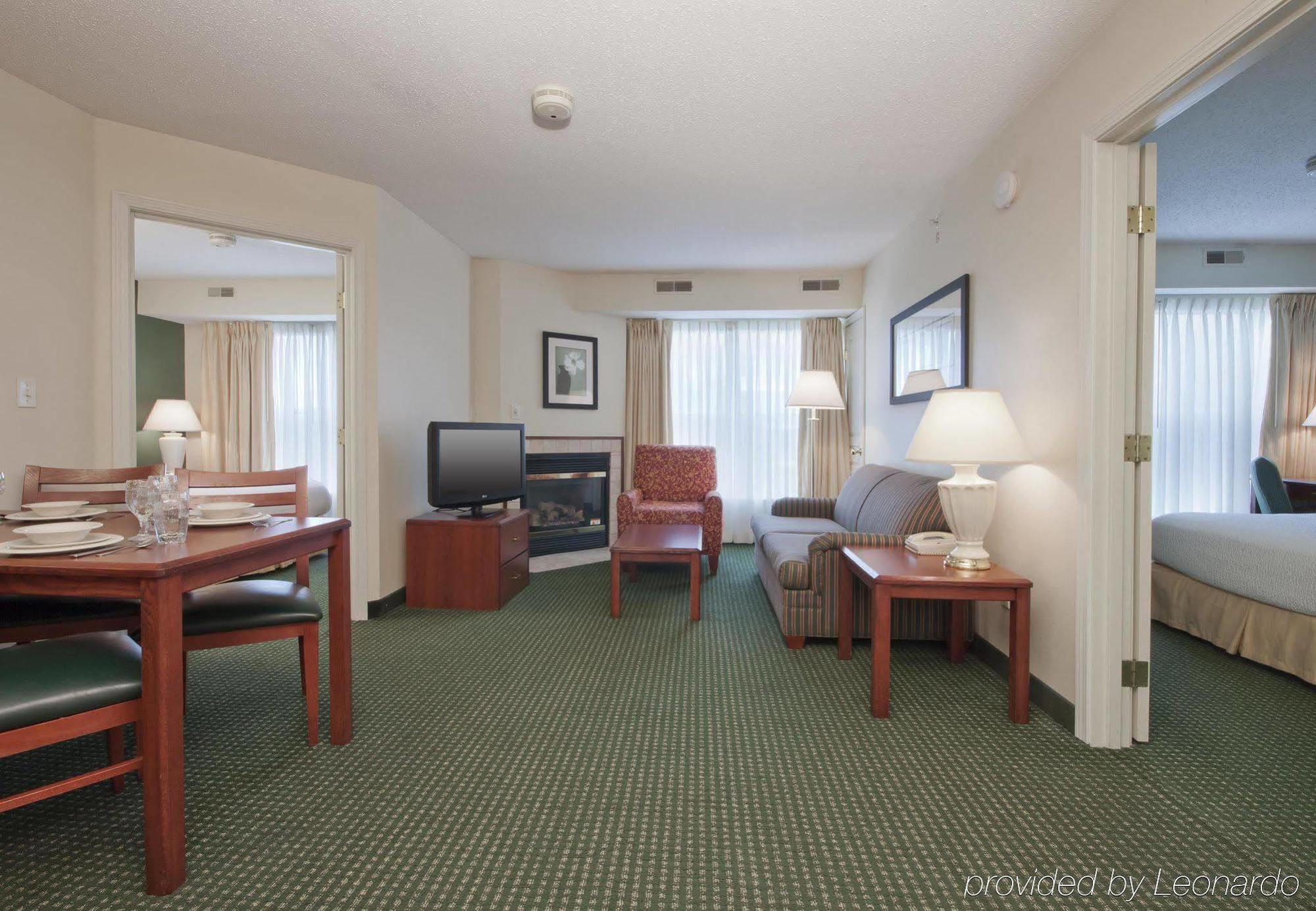 Residence Inn By Marriott Tulsa South Exterior photo